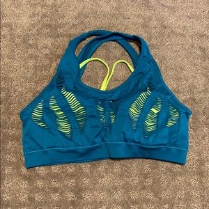 Fabletics Sportsbra